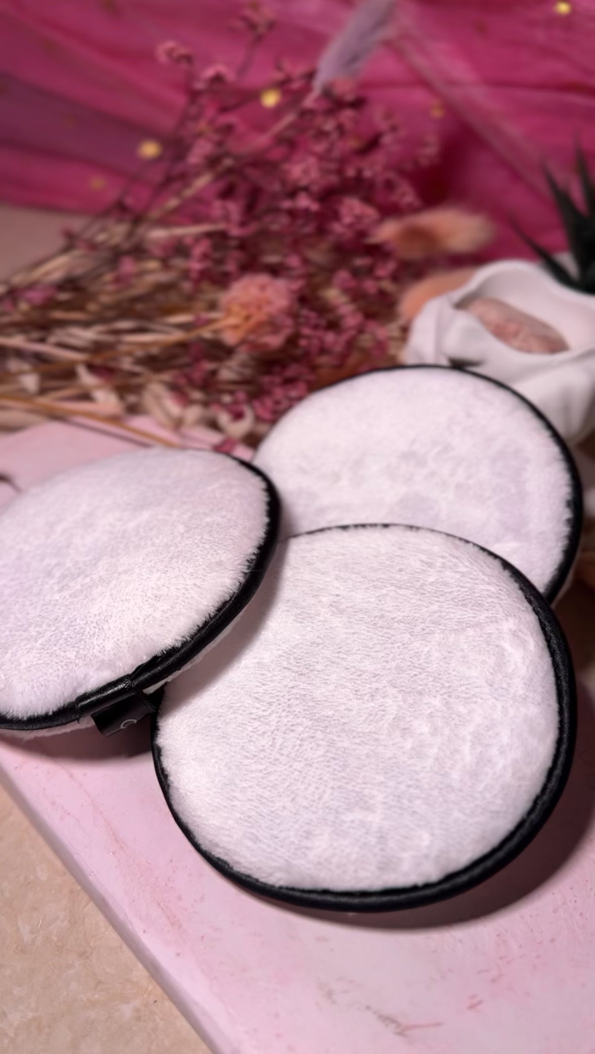 Makeup removing pad