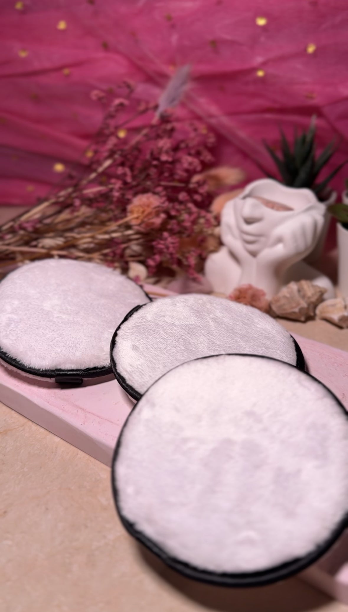 Makeup removing pad